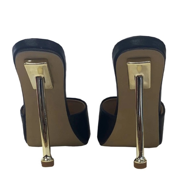 Audrey Black Heel - Picture 3 of 7